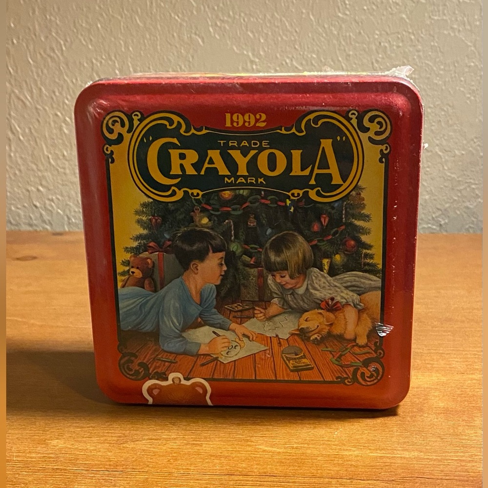 Crayola Vintage 1992 Collectible Holiday Tin.